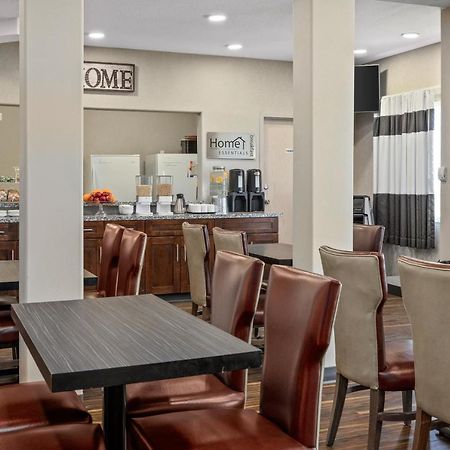 Home Inn Medicine Hat Εξωτερικό φωτογραφία