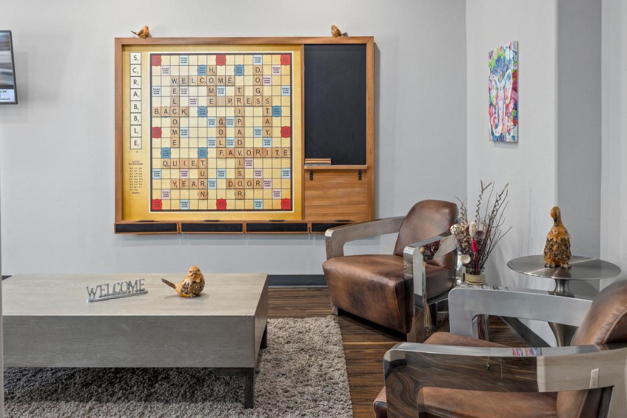Home Inn Medicine Hat Εξωτερικό φωτογραφία