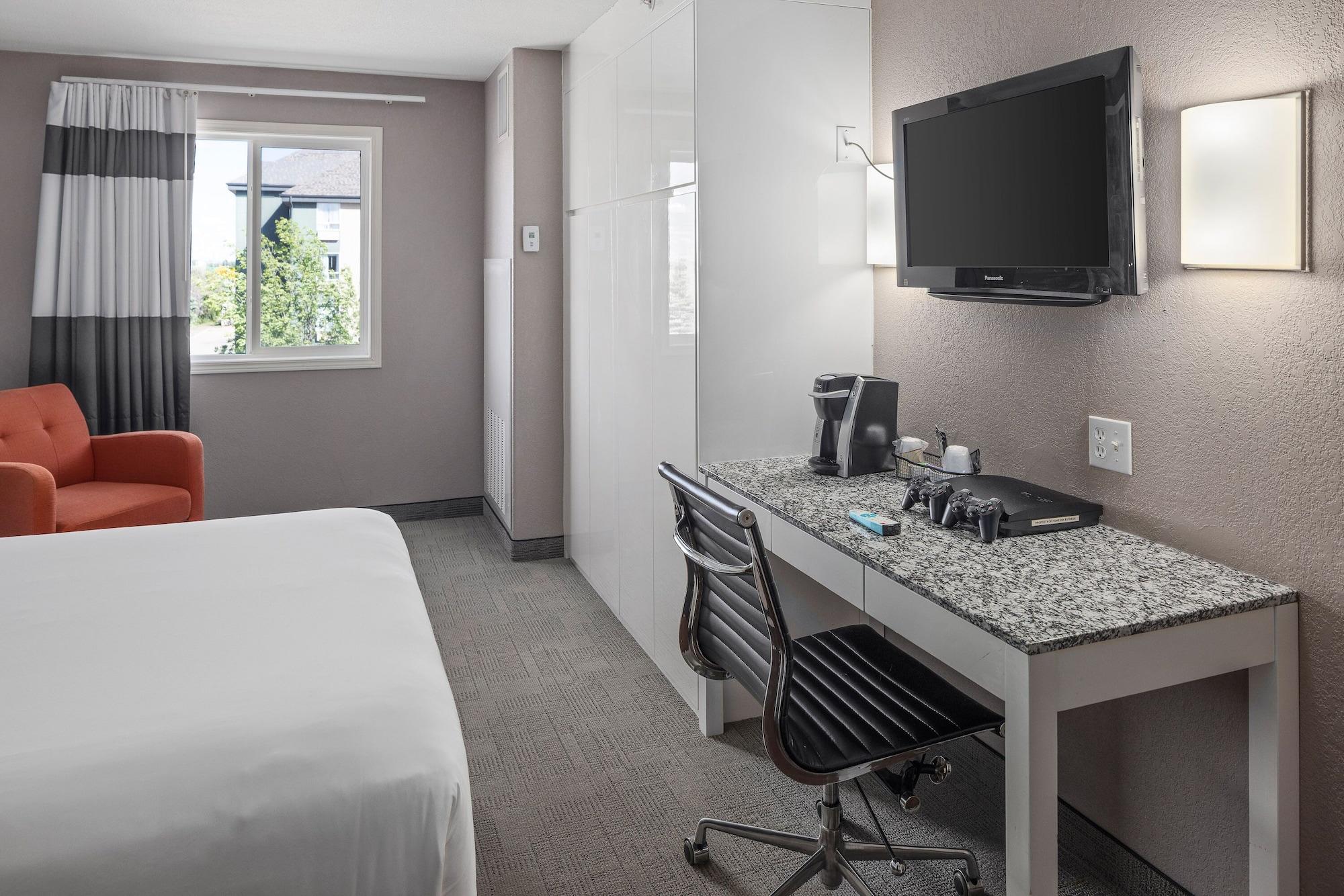 Home Inn Medicine Hat Εξωτερικό φωτογραφία