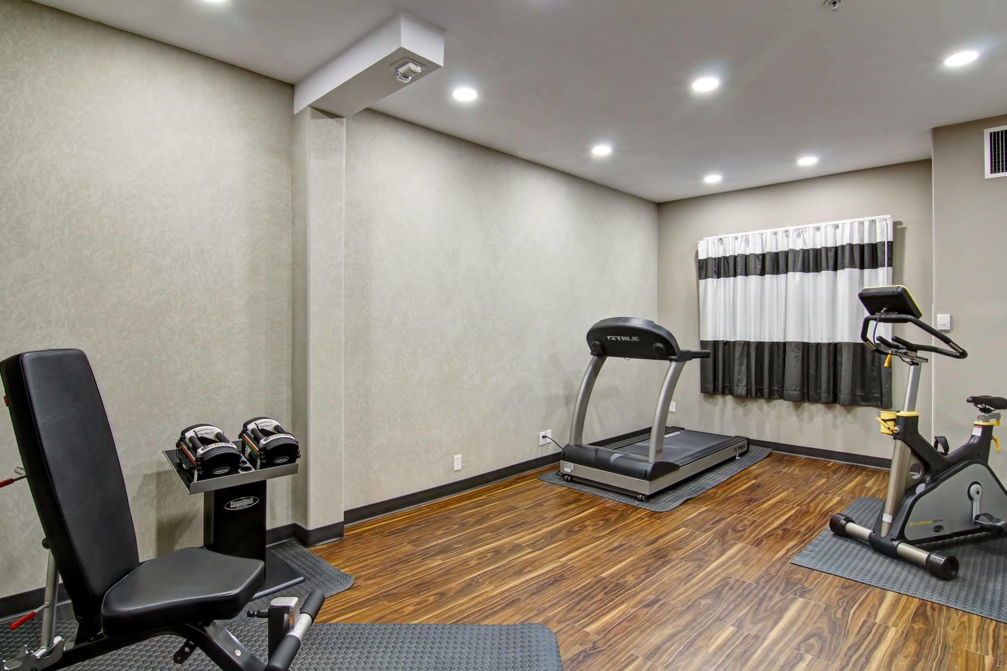 Home Inn Medicine Hat Εξωτερικό φωτογραφία