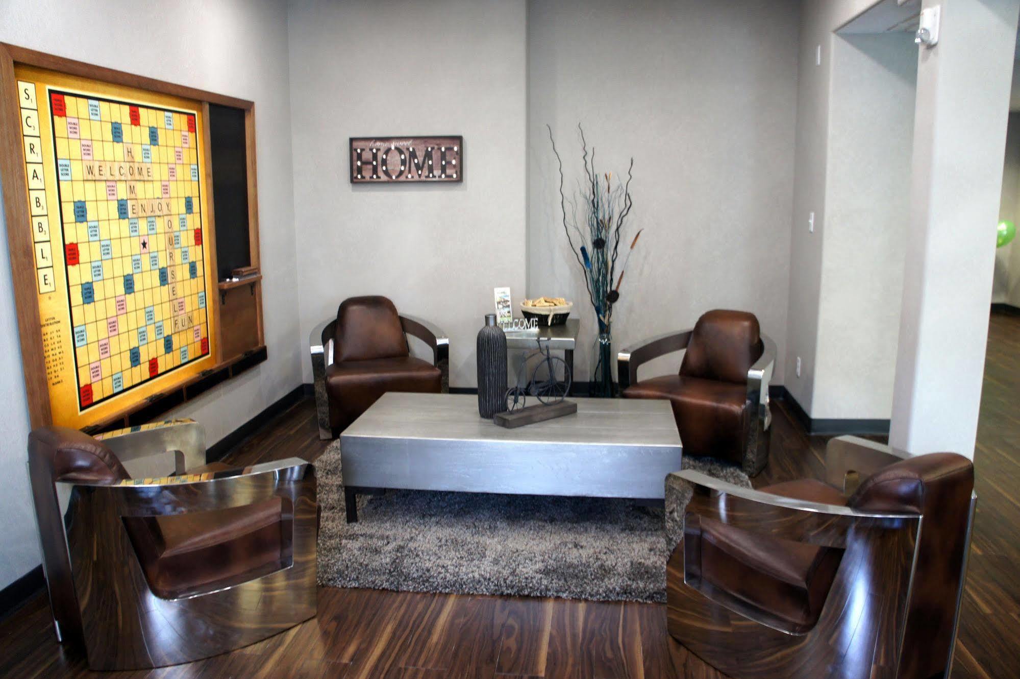 Home Inn Medicine Hat Εξωτερικό φωτογραφία