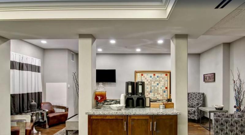Home Inn Medicine Hat Εξωτερικό φωτογραφία